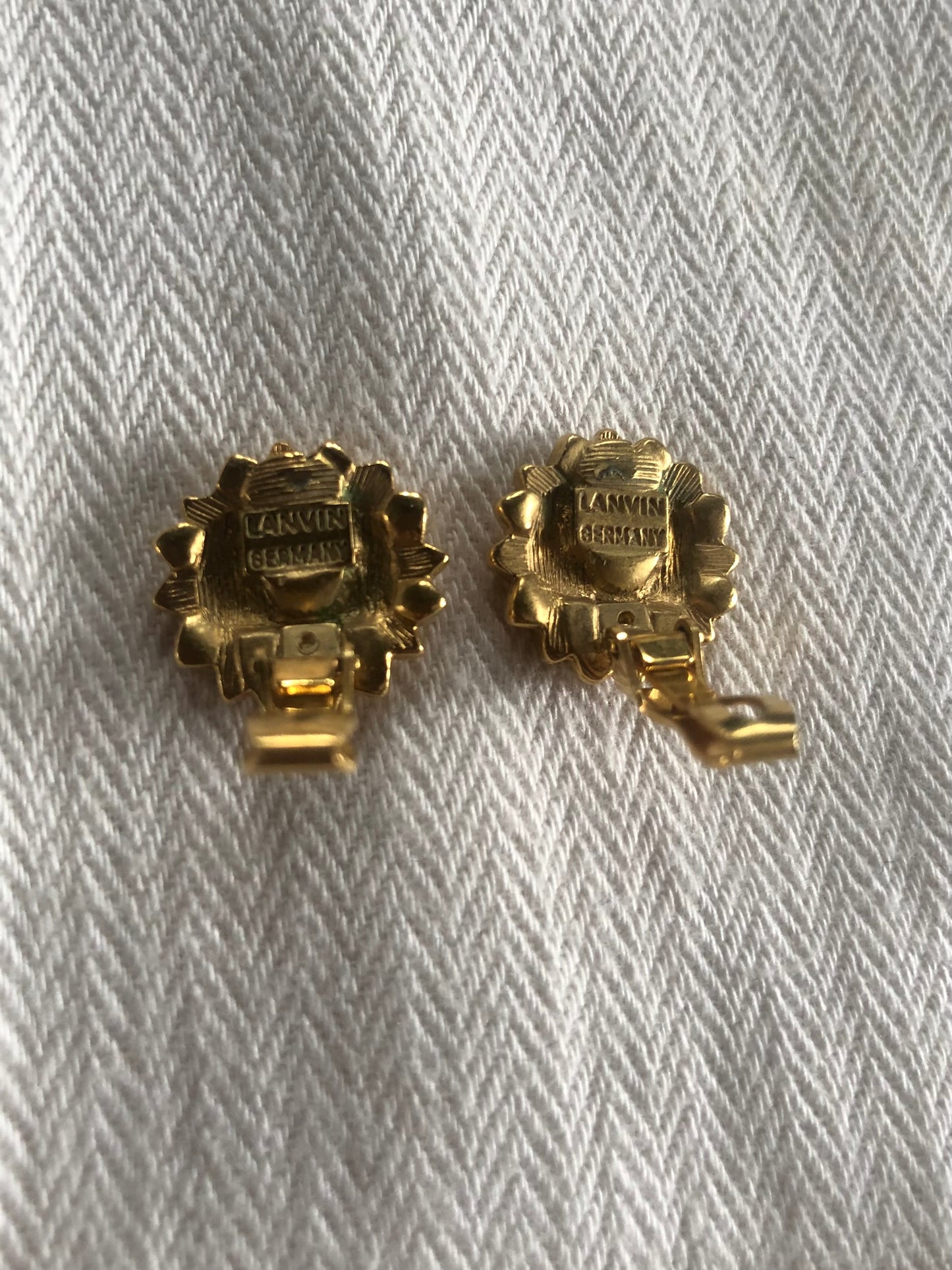 Lanvin Flower Motif Gold-tone Earrings