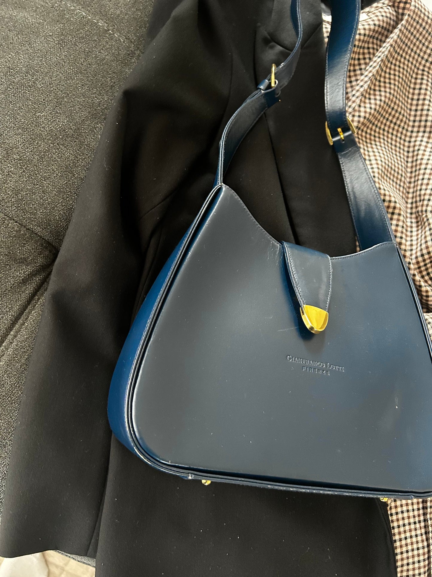 Gianfranco Lotti Navy One Shoulder Bag