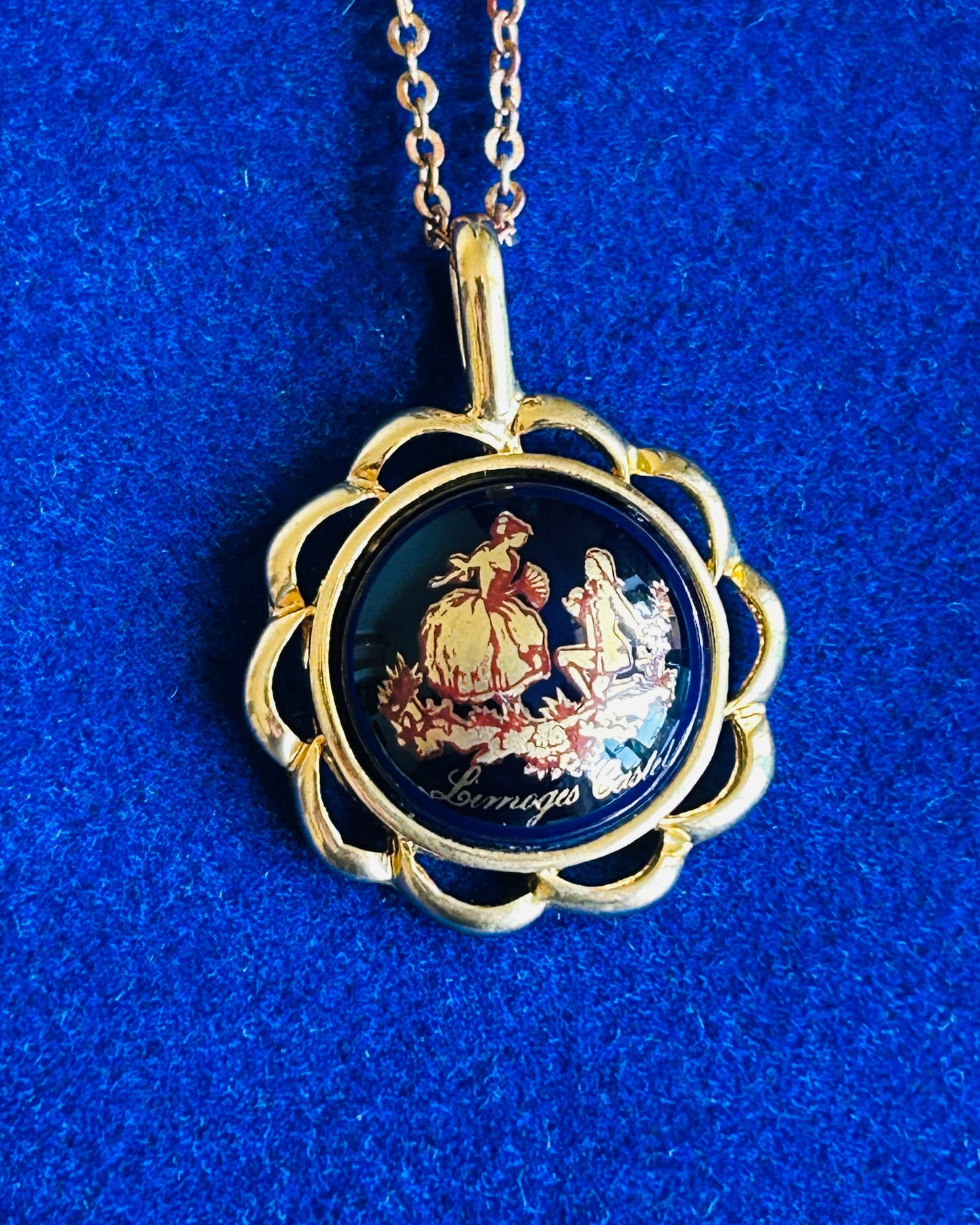 Limoges Castel Porcelain Pendant Necklace