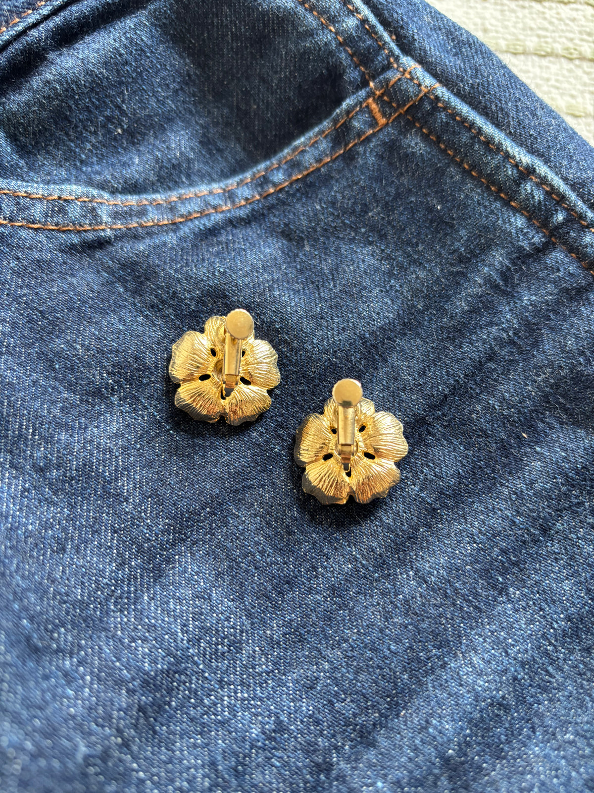 Vintage Floral Clip-on Earrings