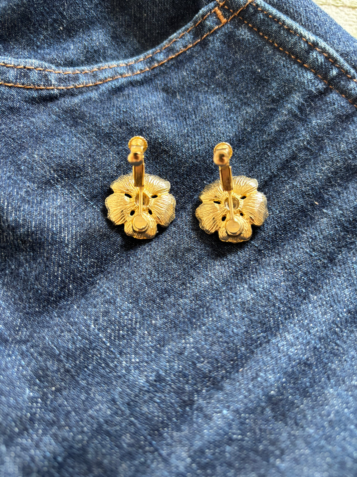 Vintage Floral Clip-on Earrings
