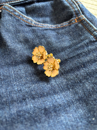 Vintage Floral Clip-on Earrings