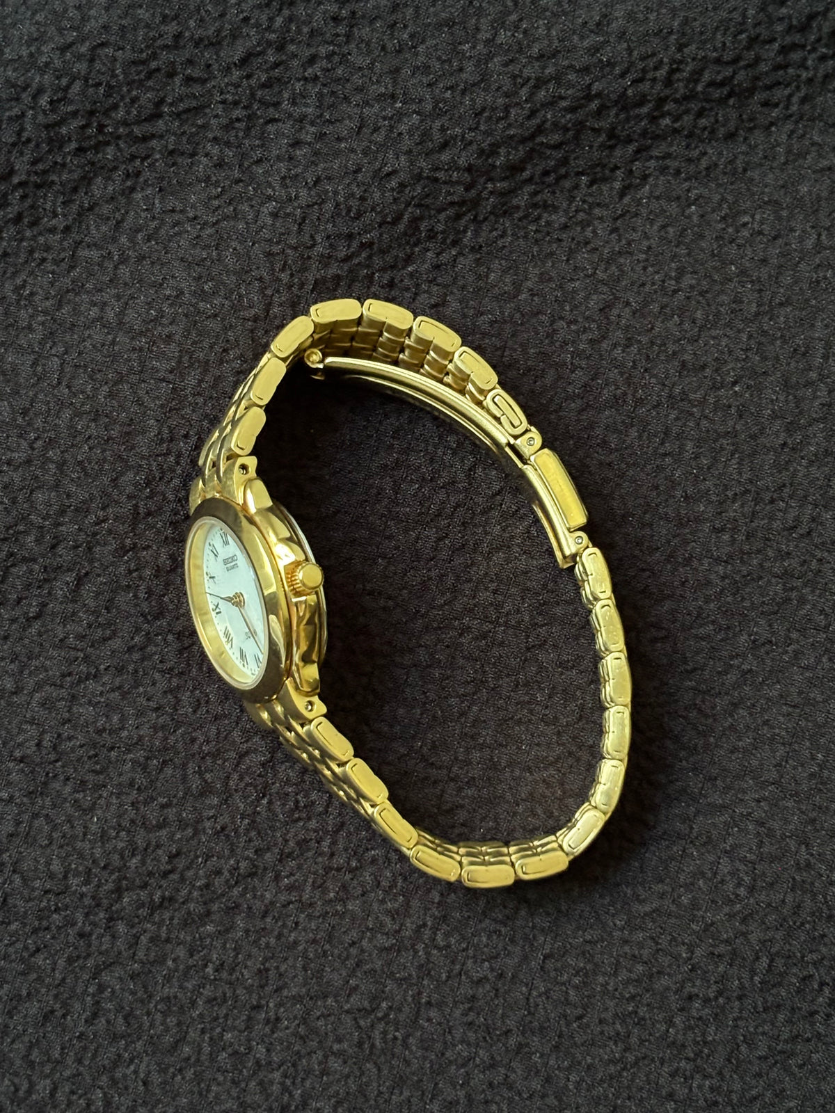 Seiko Quartz Vintage Gold-tone Watch with Day Date