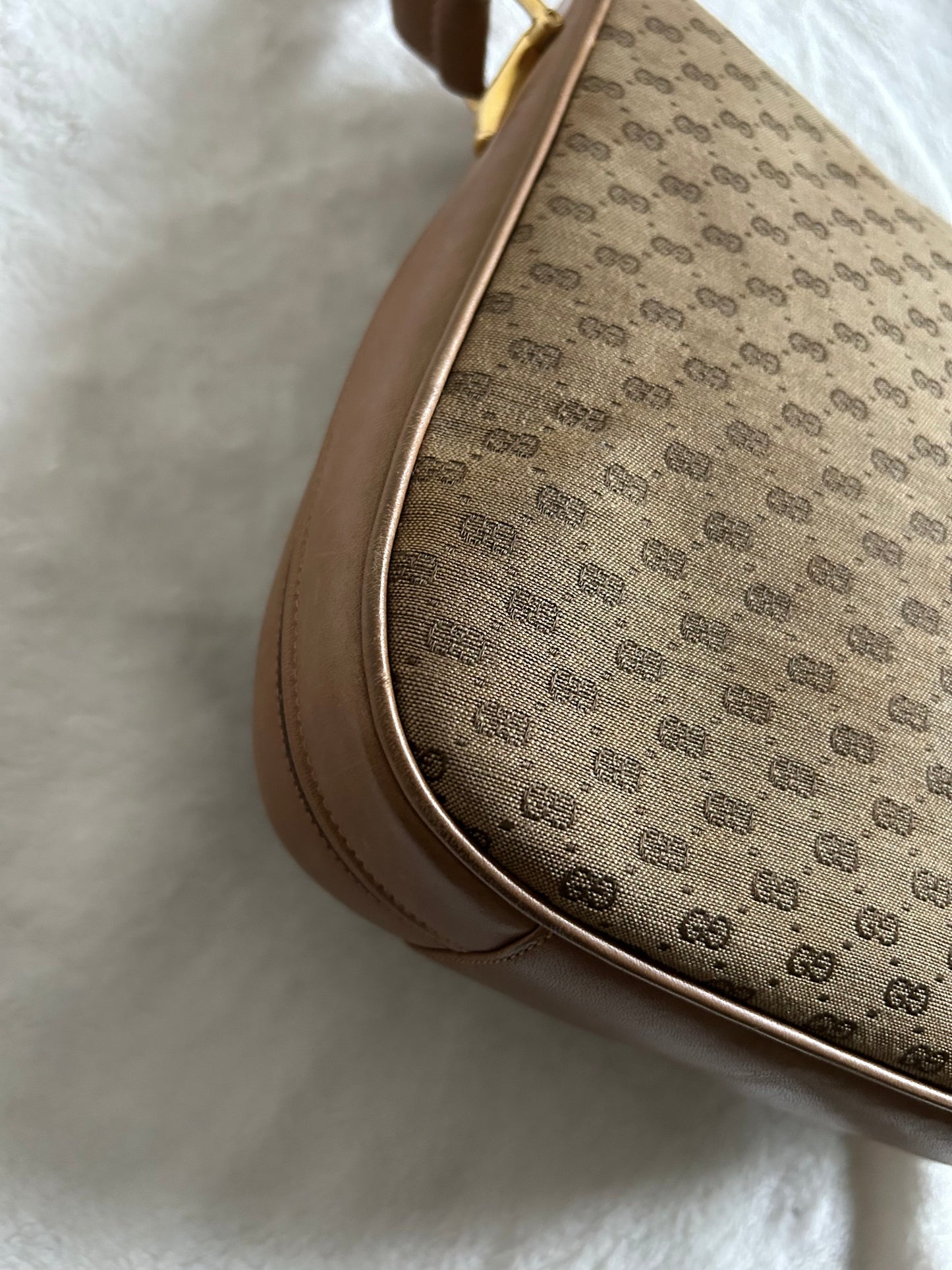 Gucci Horsebit Logo in Monogram Canvas Bag