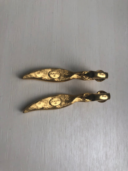 Givenchy Minimal Twisted Earrings