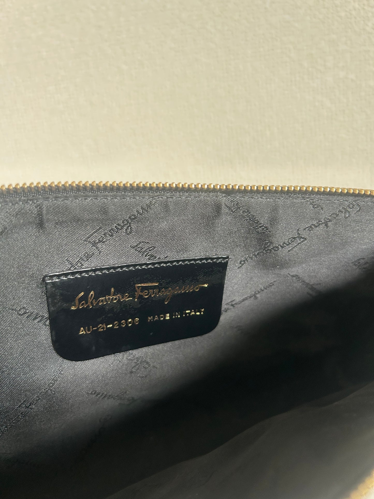Salvatore Ferragamo Y2K East West Pochette
