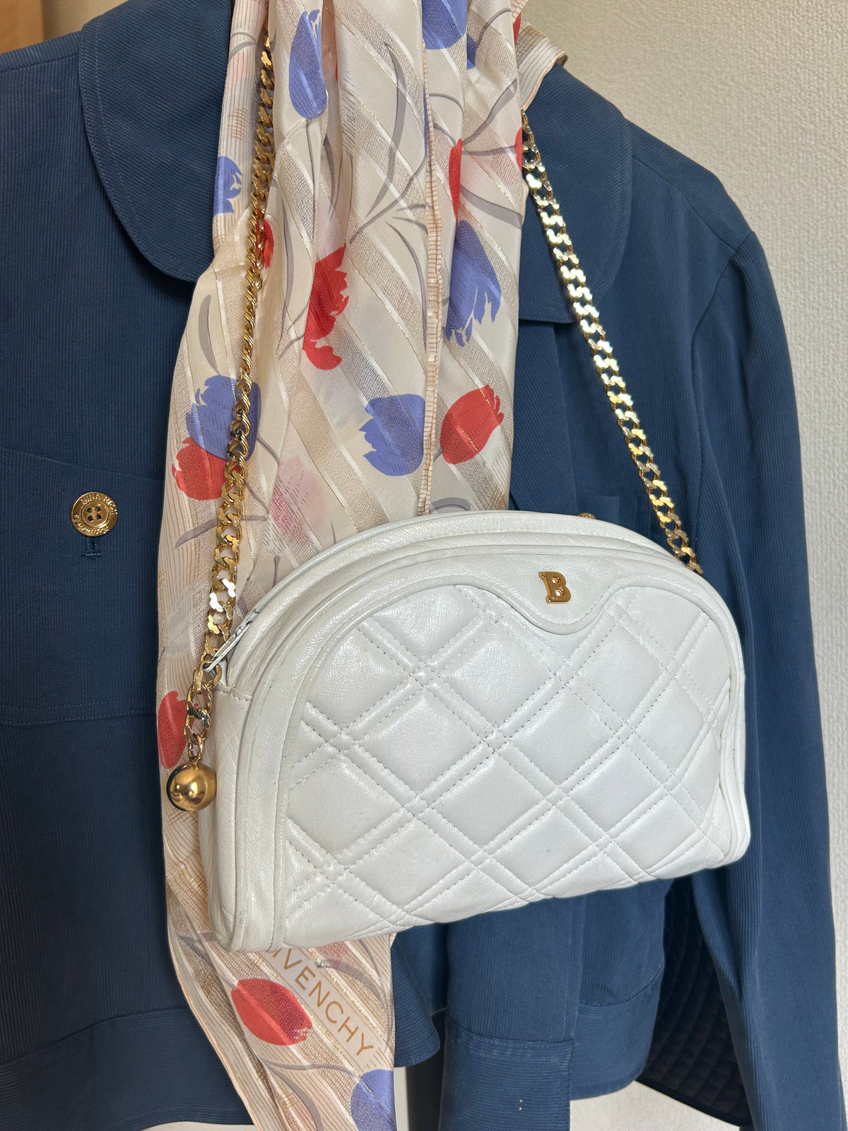 Bally White Half Moon Chain Strap Bag