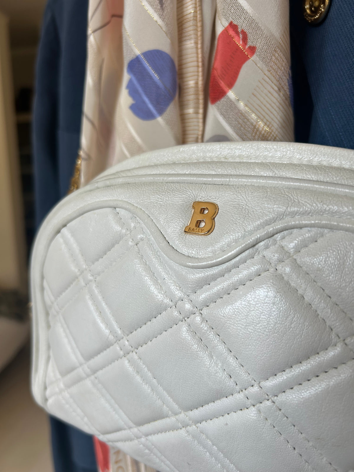 Bally White Half Moon Chain Strap Bag