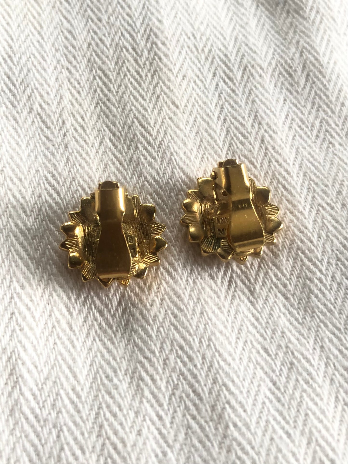 Lanvin Flower Motif Gold-tone Earrings