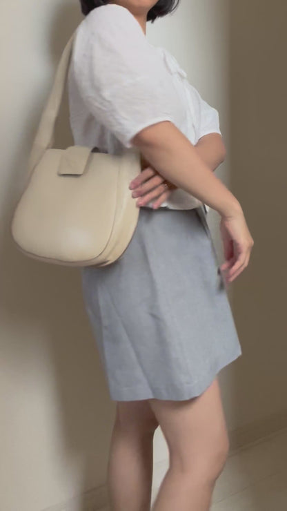 RARE Bottega Veneta Cream Hobo Bag
